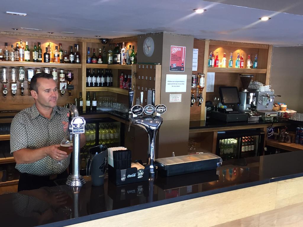 Hotel Cladhan Φάλκιρκ Εξωτερικό φωτογραφία